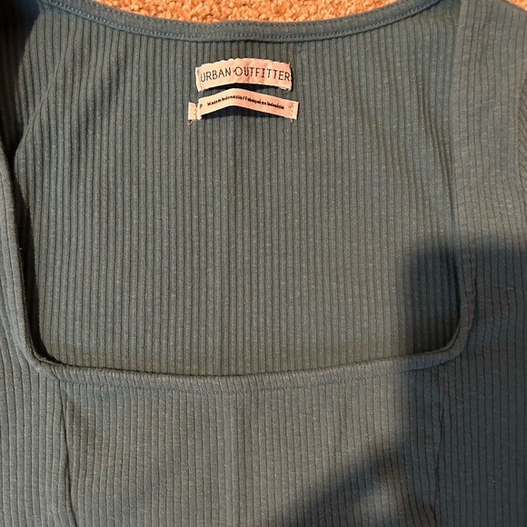 Women’s Cute Top! - Picture 2 of 3